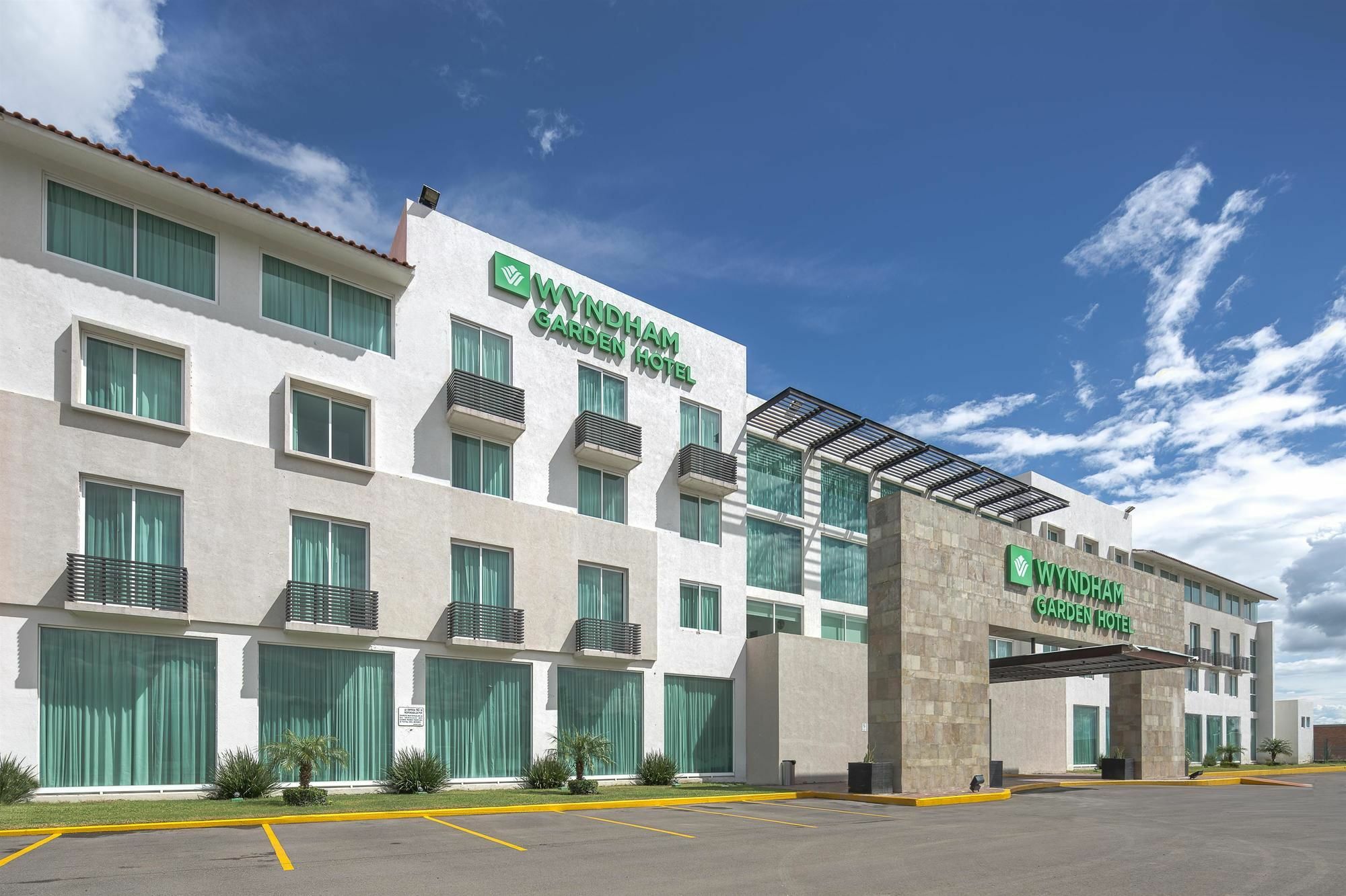 Wyndham Garden Silao Bajío Aeropuerto Hotel Exterior foto